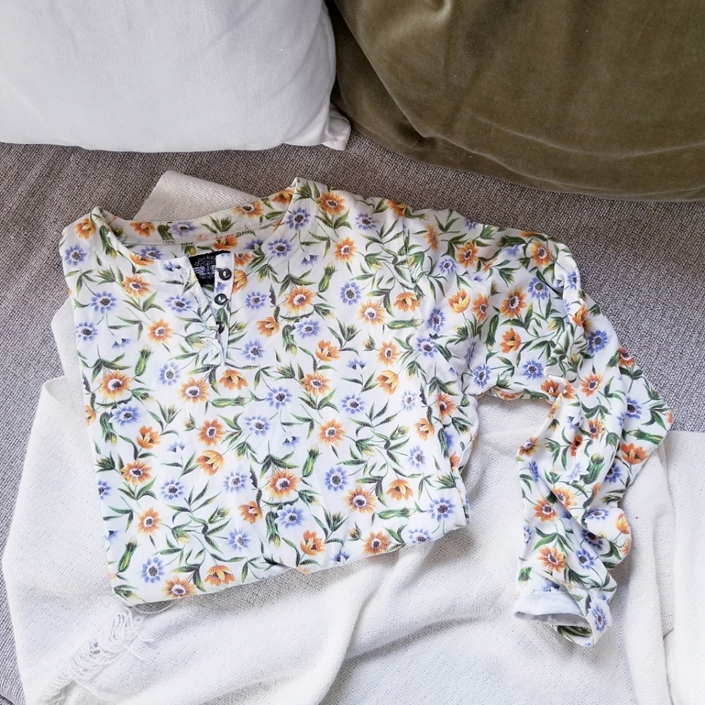 🌿Vintage Floral Longsleeve Top ◇ Raw Hem